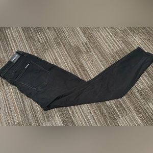 LAST WEEK Calvin Klein Jeans